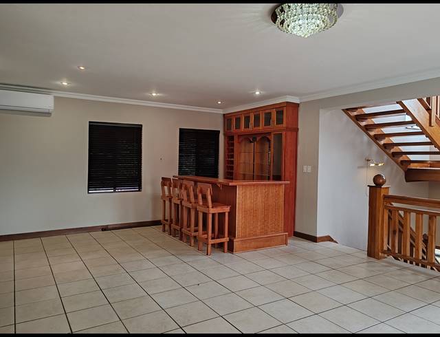 4 BEDROOM FREESTANDING FOR SALE IN BIRDWOOD ESTATE